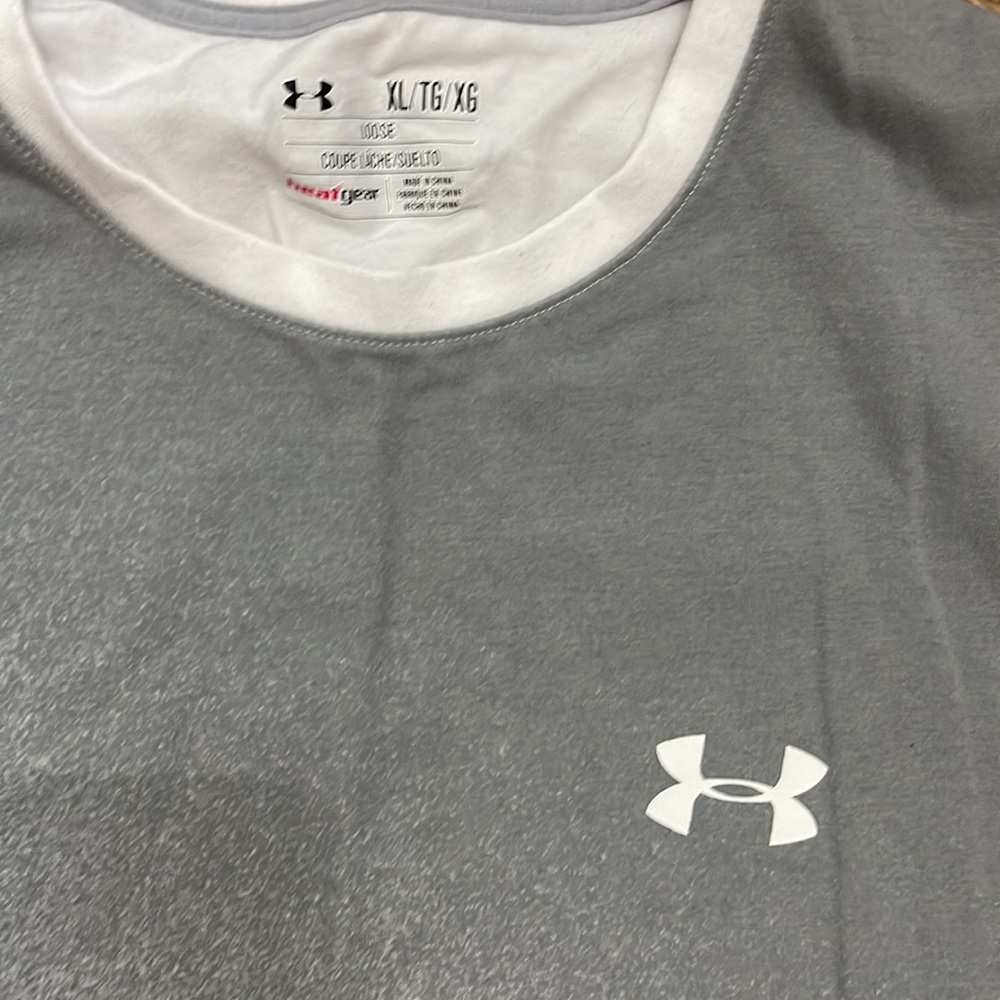 Under Armour - Picture 4 of 4